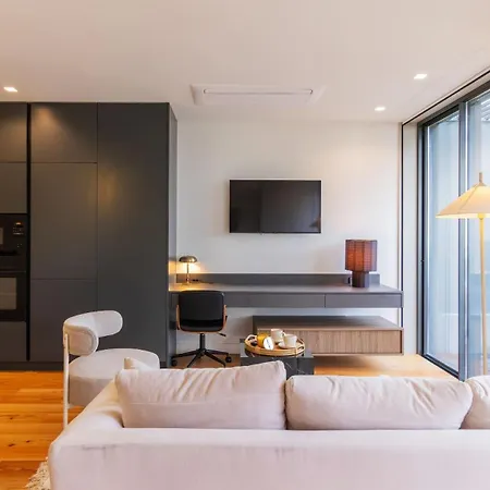 アパート Premium Flat, Balcony, Metro, Porto Business School Senhora da Hora